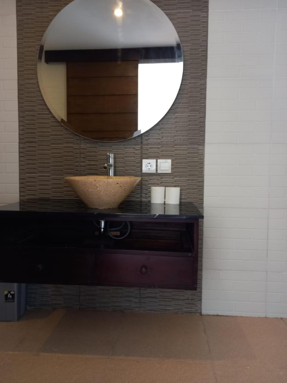 Rumah Wj Rooms And Suites Uluwatu  Ngoại thất bức ảnh